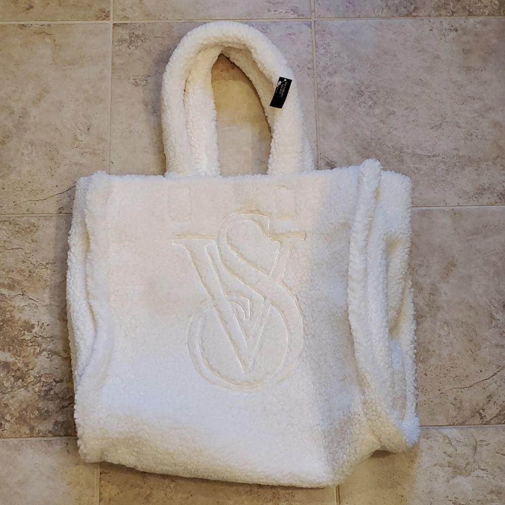 Victoria's Secret sherpa ivory tote NWT